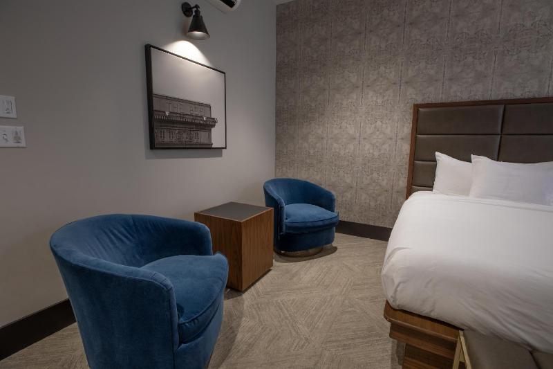 Standard Double Room image 2