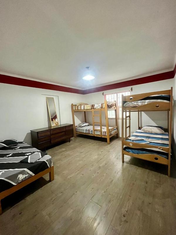 6-Bed Female Dormitory Room image 1