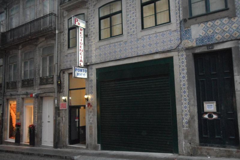 Special Offer - Double or Twin Room with Free Parking image 2