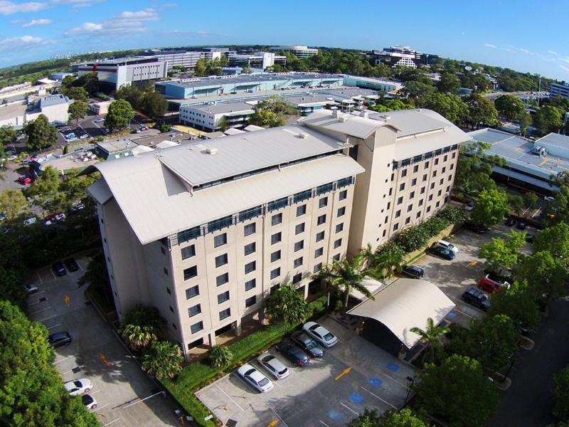Crowne Plaza Sydney Macquarie Park By IHG - image 1