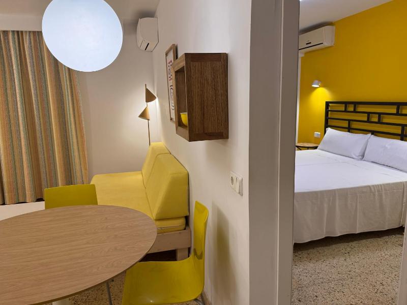 One-Bedroom Apartment with Balcony image 4