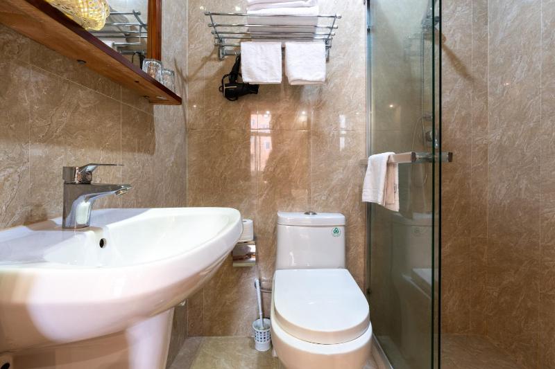 Standard Double Room image 2