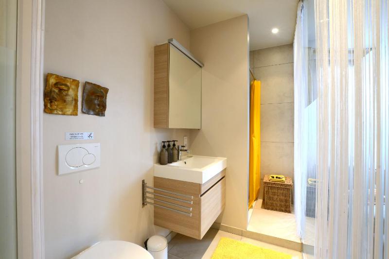 Double Room image 2