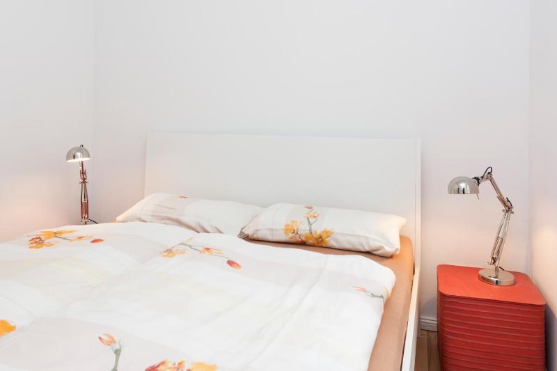 Lofty Torstr Apartments 4 unique units from 1-3 bedrooms in Mitte ideal for families & groups from 2 up to 8 Guests - image 12