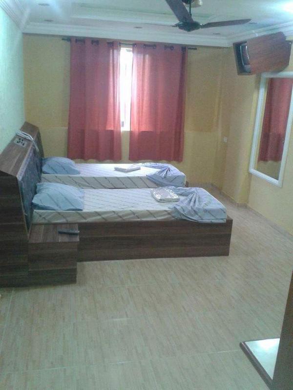 Hotel Mustang - image 6