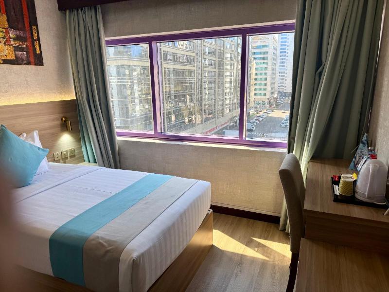 Standard Single Room image 4