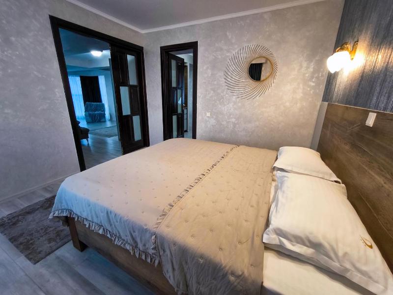Deluxe Apartment image 2