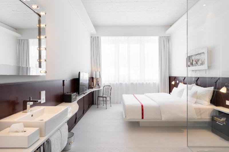 Wow Room image 4