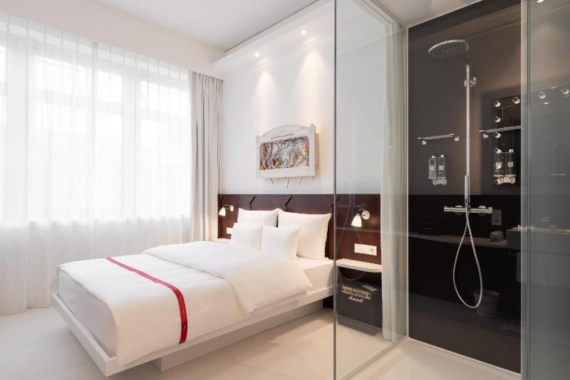 Lovely Room image 3