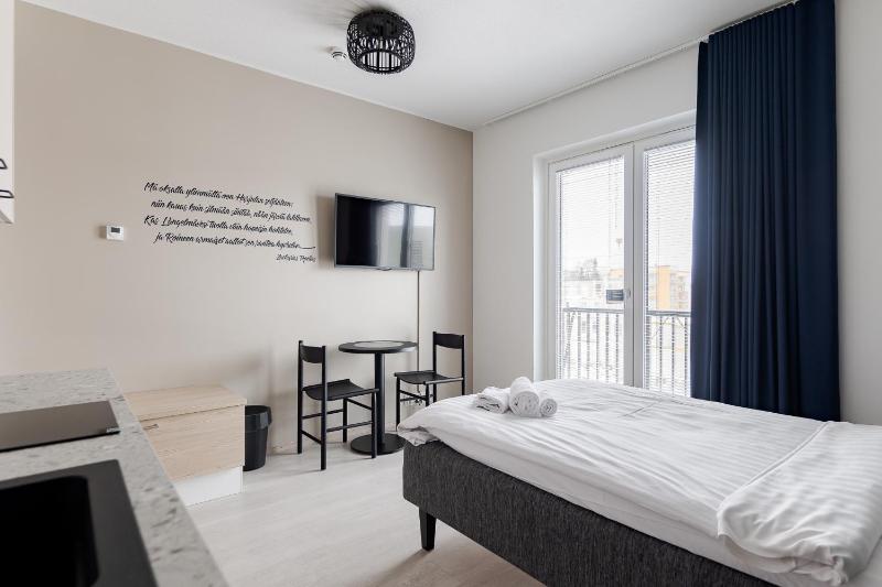 Studio Apartment image 3