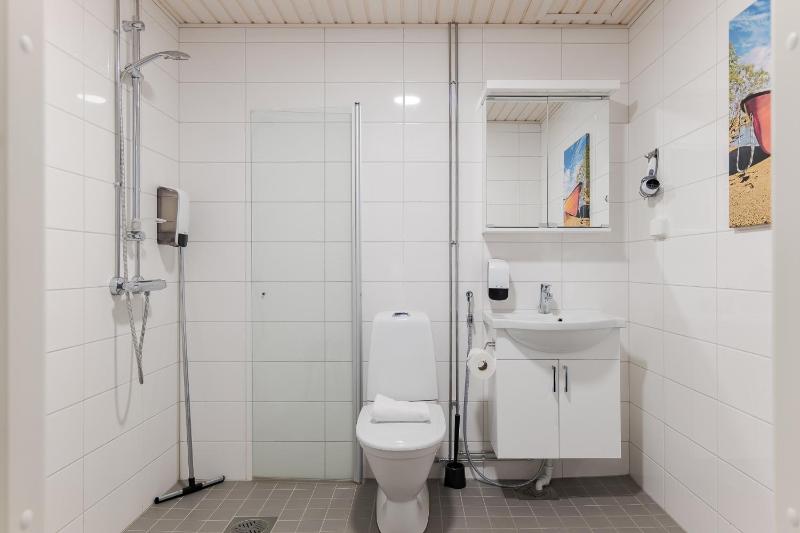 One-Bedroom Apartment image 2