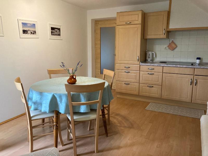 Apartment with Mountain View image 2