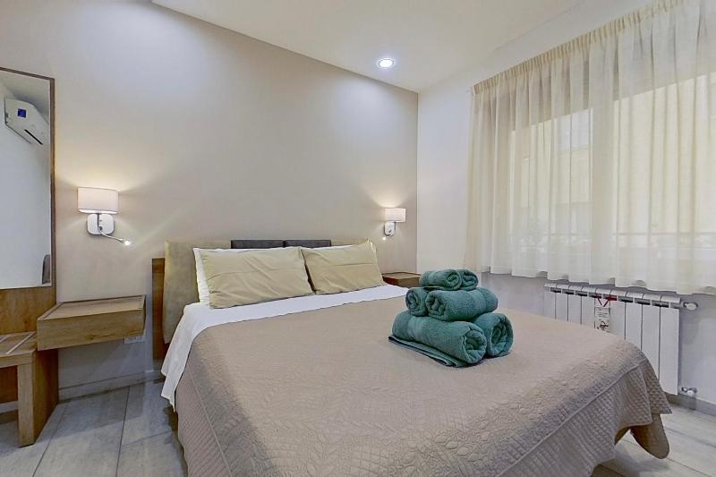 Standard Double Room image 4
