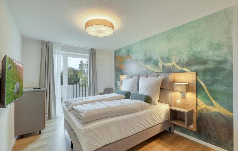 Gorgeous Apartment In Nordstrand With Wifi - image 6
