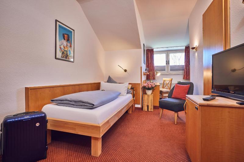 Superior Single Room image 1