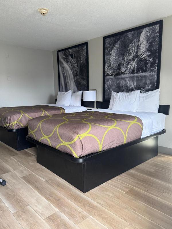 Double Room with Two Double Beds - Non-Smoking image 2