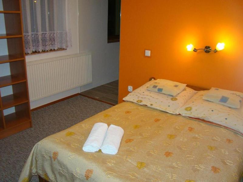 Studio Apartment image 1