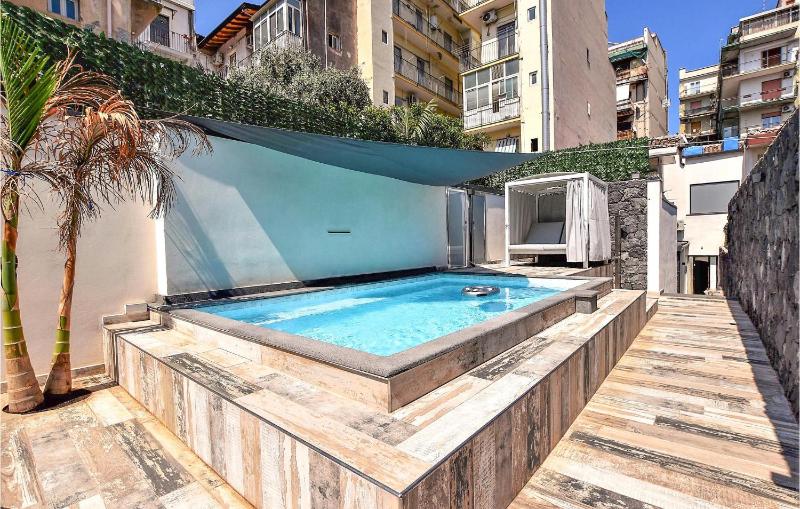 Cozy Home In Catania With Sauna - image 7