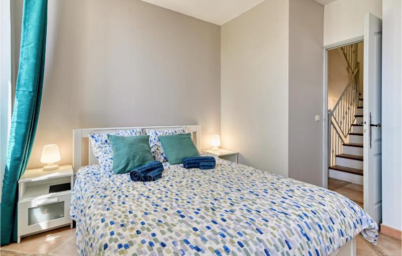 Amazing Home In Sanary-Sur-Mer With Wifi - image 3