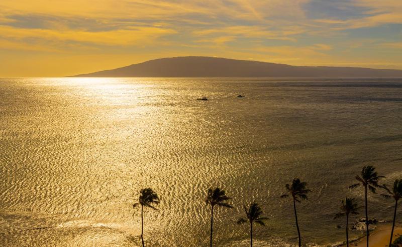 Ninth-Floor Mountain View Suite and Expansive Lanai at Honua Kai - image 34