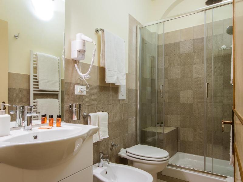 One Bedroom Apartment image 3