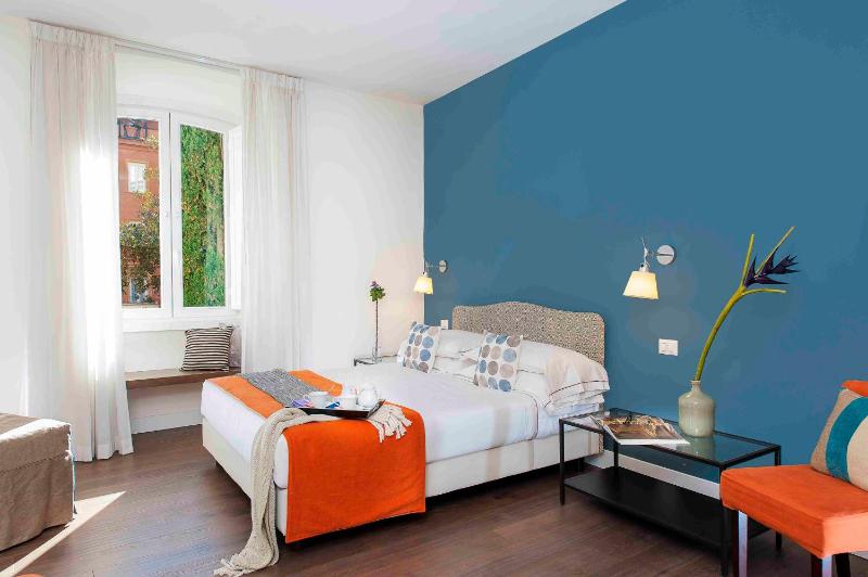 Quadruple Room image 3