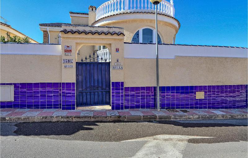 Amazing Home In Gran Alacant - image 15