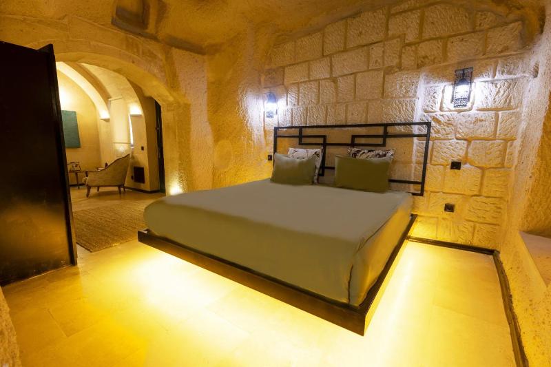 Imperial Suite image 1