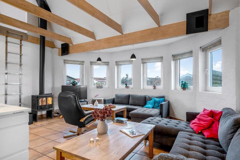 Large Holiday Home With Pool And Spa In The Middle Of Blokhus Town Close To The North Sea - image 31