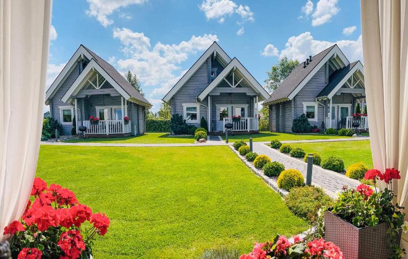 Stunning Home In Sarbinowo With Wifi - image 8