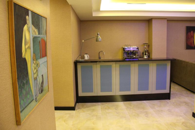 Budget Double Room image 4