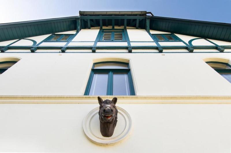 Süllberg Hotel - Die kleine feine Remise in Blankenese - image 3
