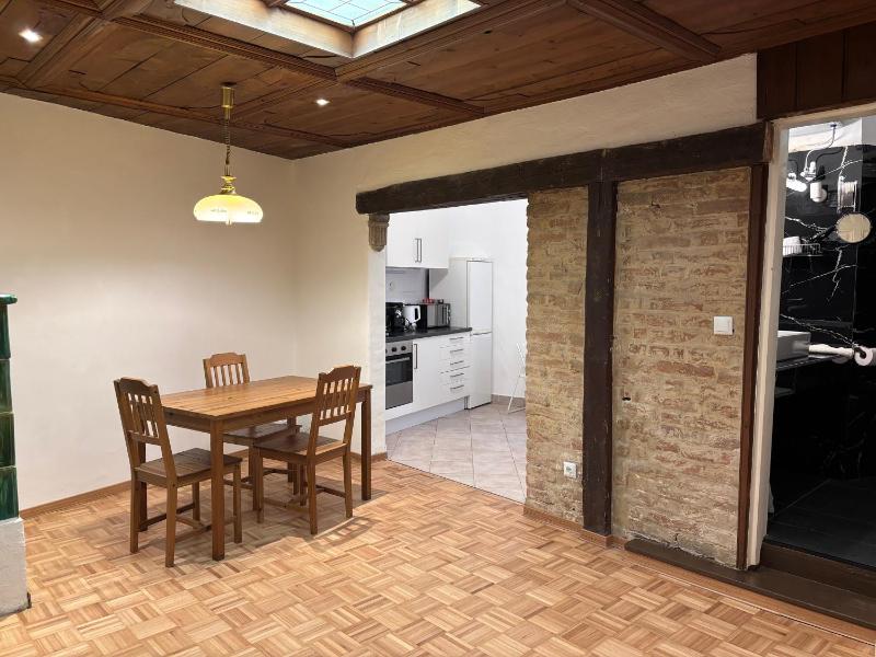 One-Bedroom Apartment image 2