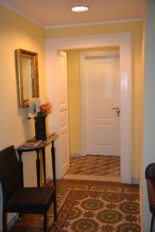 Economy Double Room image 2