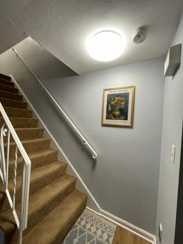Three-Bedroom Apartment image 4