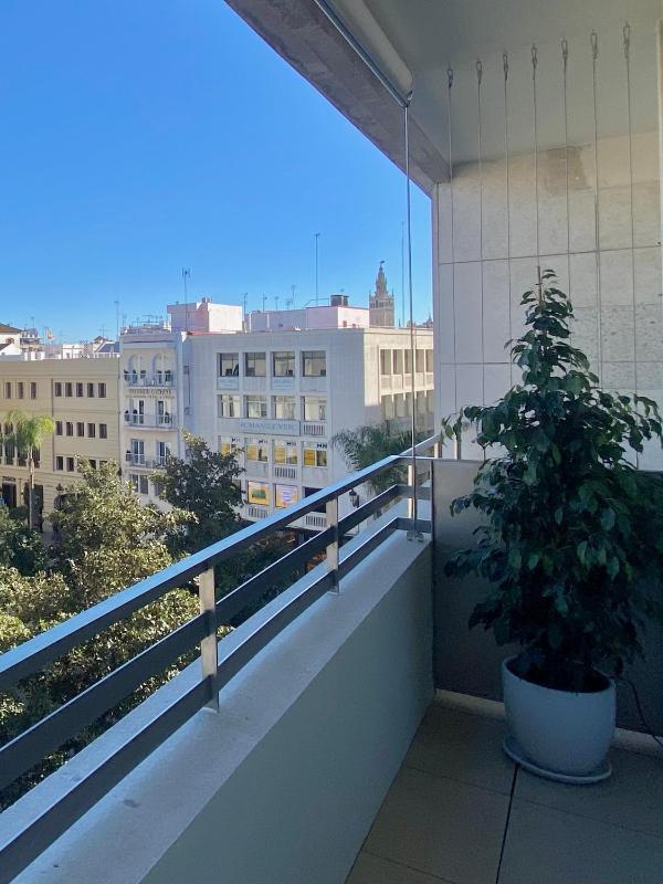 Casas de Sevilla - Apartamentos Magdalena Plaza Hábitats - image 1