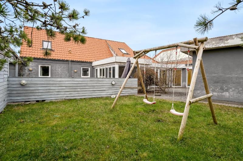 Large Holiday Home With Pool And Spa In The Middle Of Blokhus Town Close To The North Sea - image 34