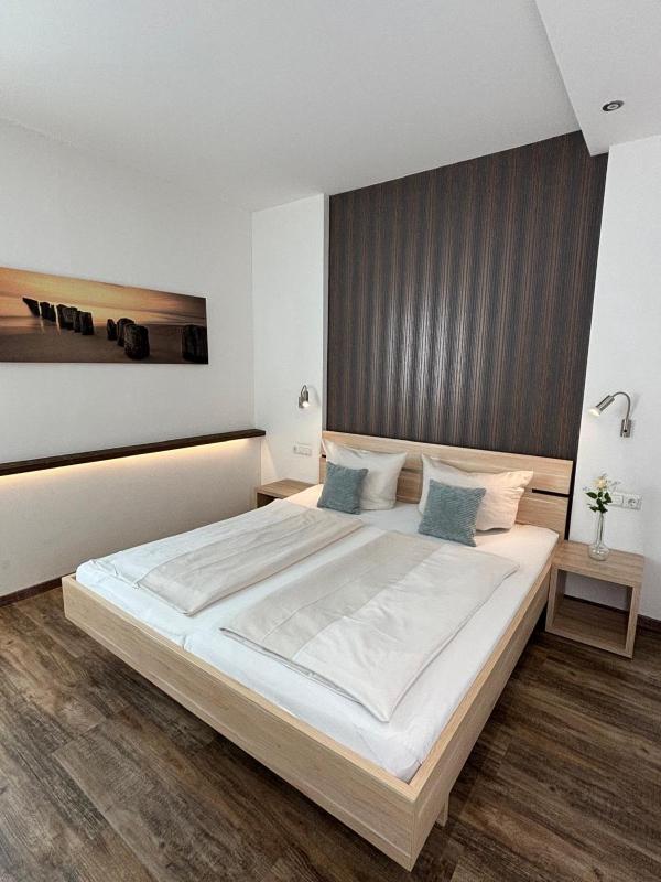 Premium Family Two-Bedroom Apartment image 3