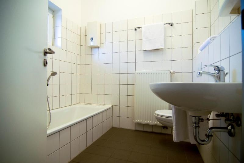 Business Double Room image 4