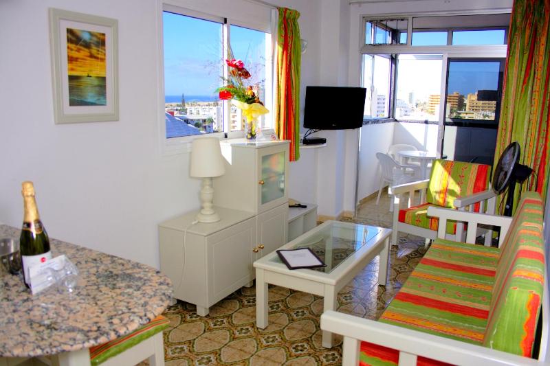 Superior Apartment image 2