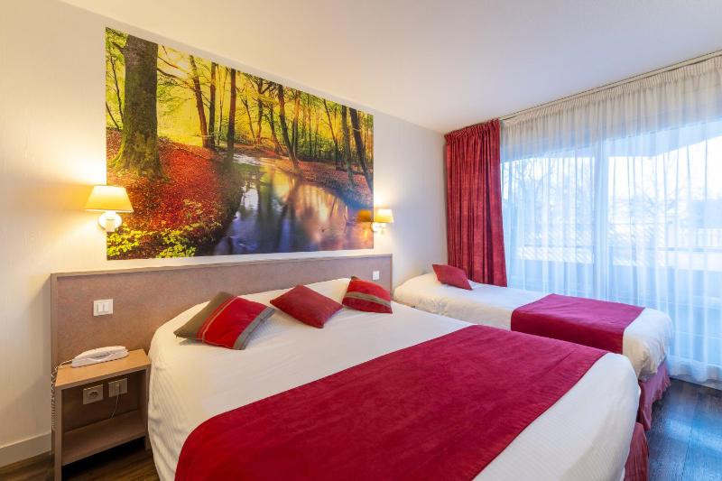 Twin Room image 1