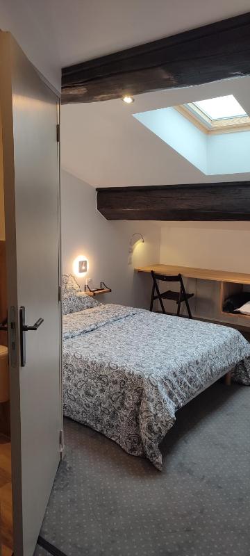 Standard Double Room with Velux image 2