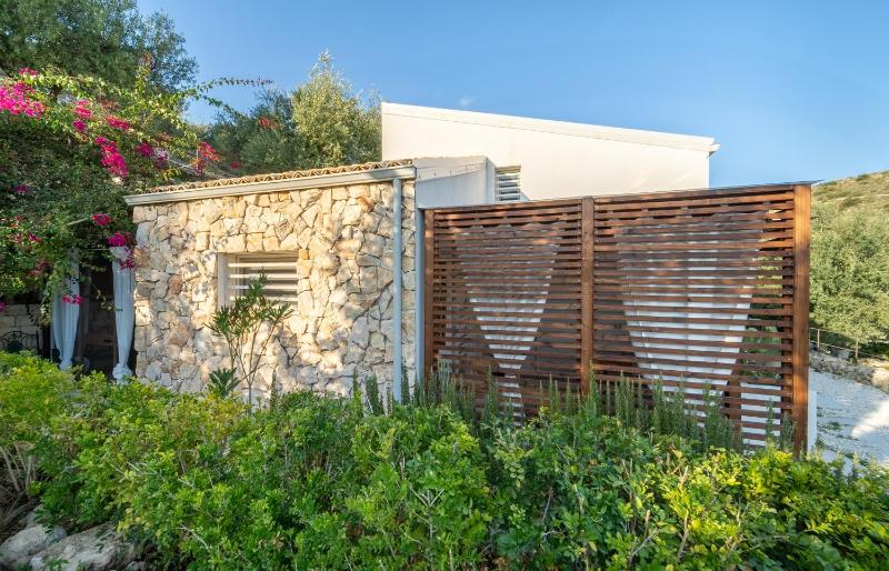 Azalo Country House - image 13