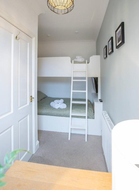 Two-Bedroom Apartment image 4