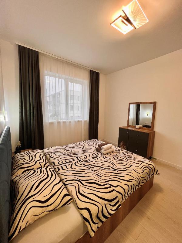 David Home - image 7