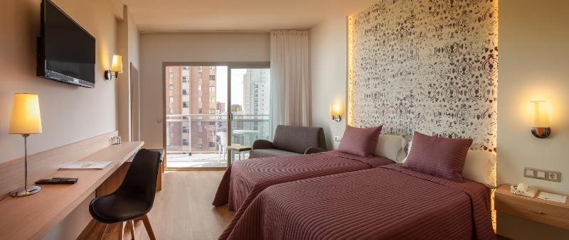 Superior Double or Twin Room with Terrace image 1