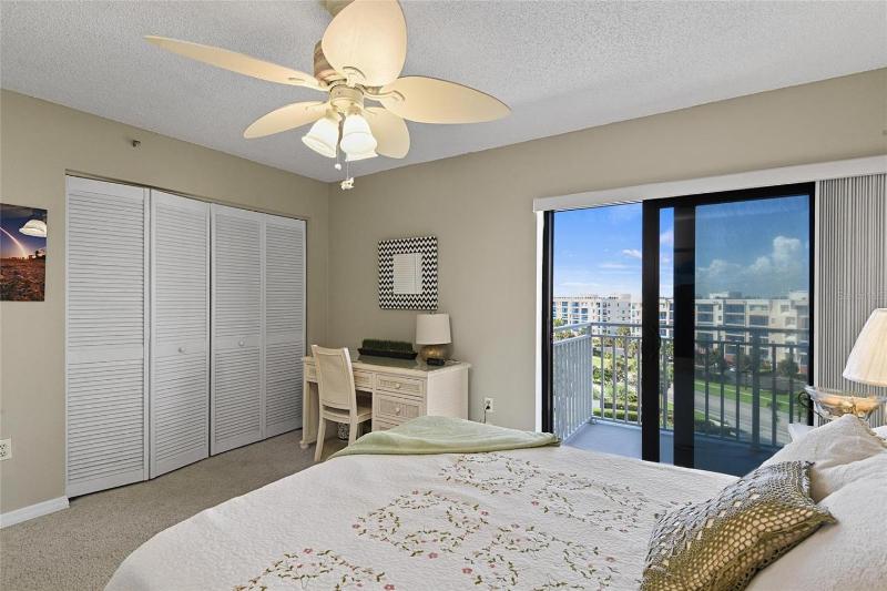Oceanfront Seascape Condo - 2 Br2Ba - image 19
