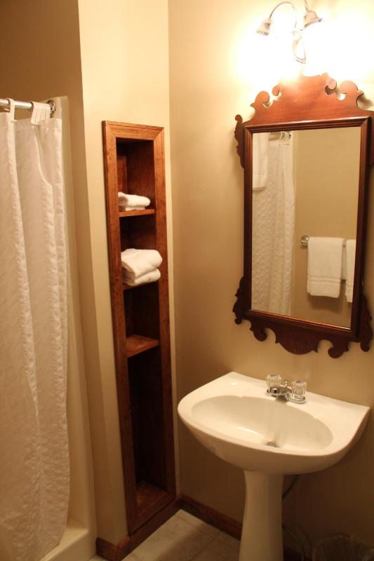 Double Room - Non-Smoking  image 2