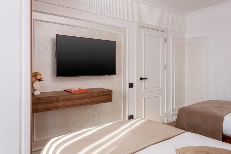 Crystal Luxury - image 28
