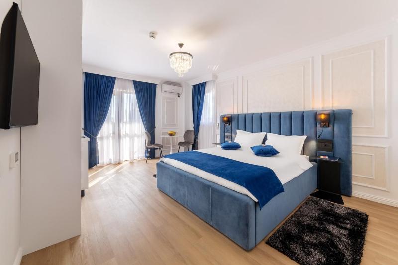Crystal Luxury - image 10